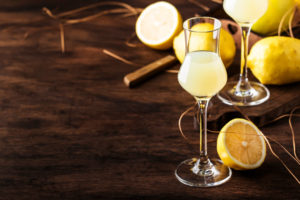 How to drink and serve limoncello